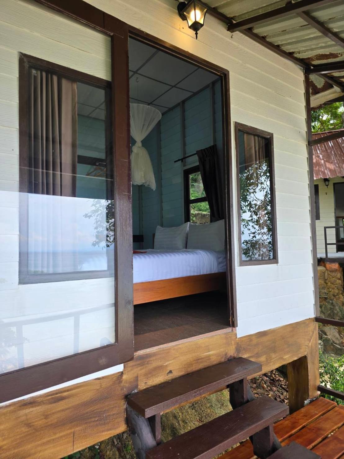 Phi Phi Private Beach Resort Ngoại thất bức ảnh