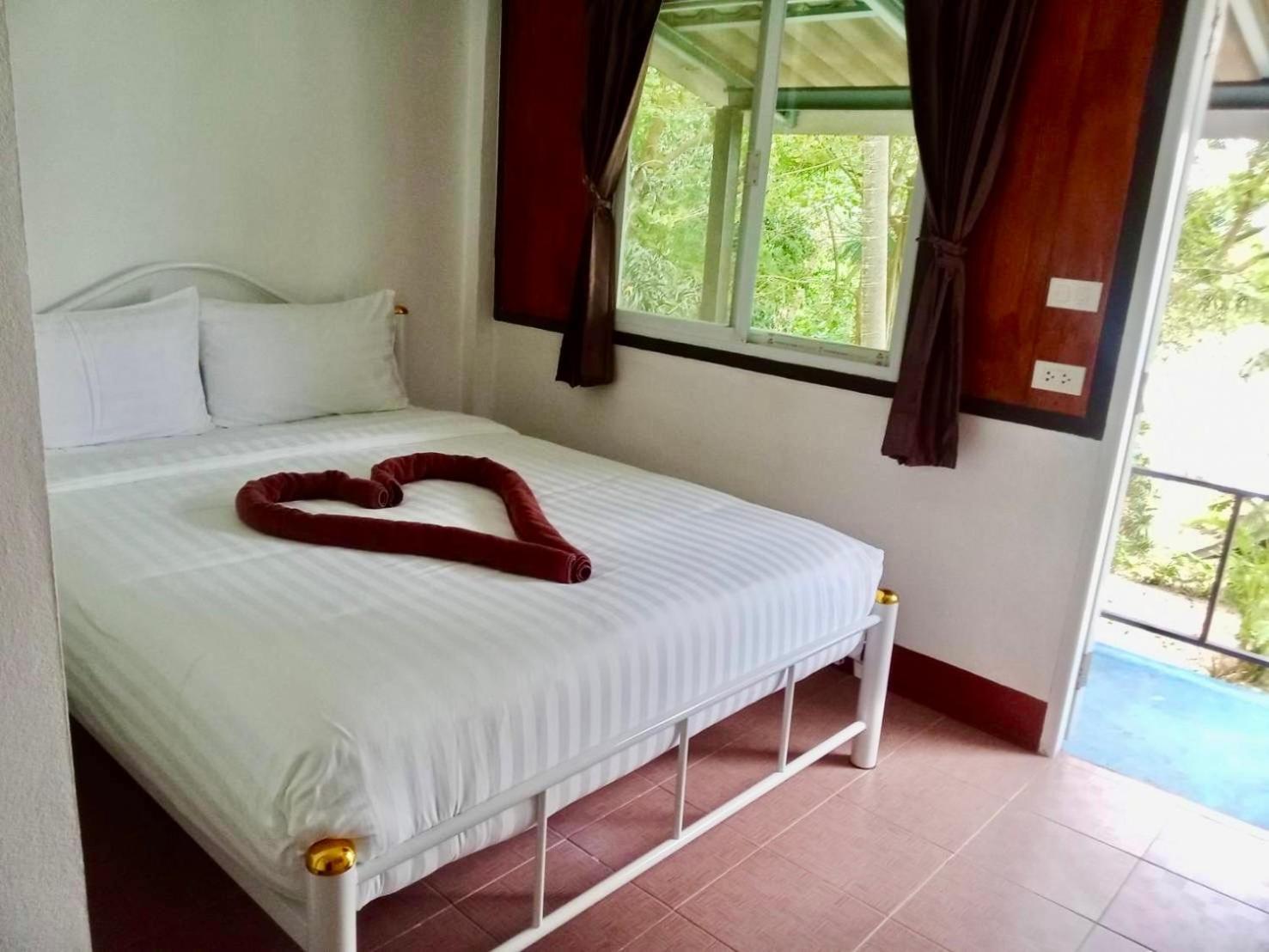 Phi Phi Private Beach Resort Ngoại thất bức ảnh
